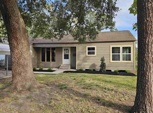 560 24th St, Beaumont, TX 77706