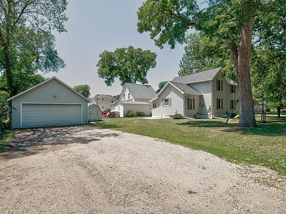 4th image of 934 N 6th St