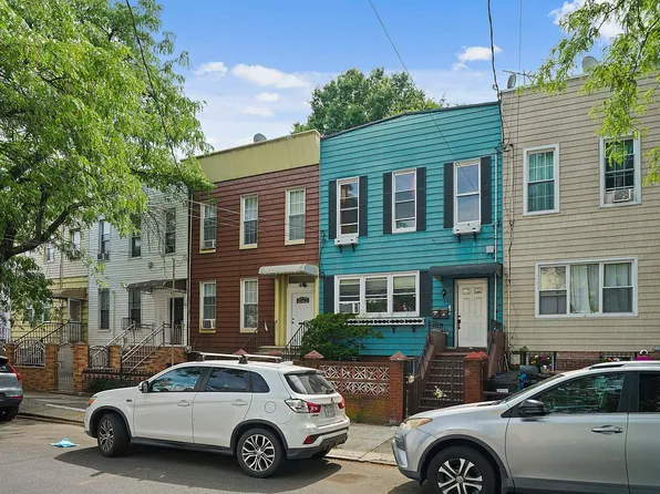 294 Hemlock St Floor 2, Brooklyn, NY 11208