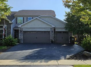 1559 Farmside Ln, Bolingbrook, IL 60490