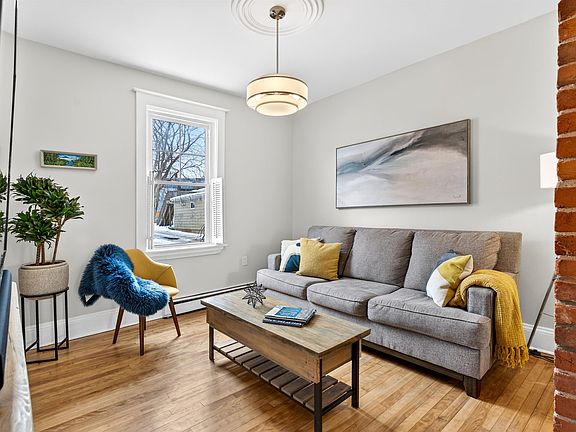 4th image of 363 Queen St #361