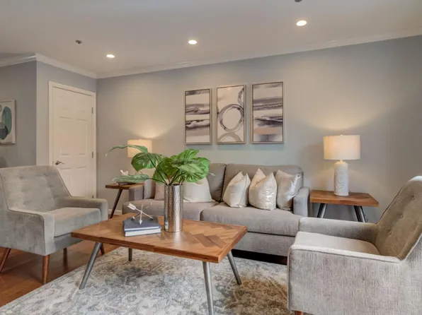 1002 San Antonio Cir Unit 22, Daly City, CA 94014