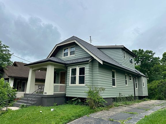 5th image of 4743 Hart Ave