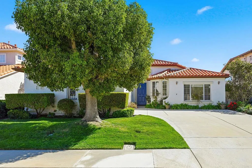 4 bed, 2258 sqft, $6,500 — Photo 2