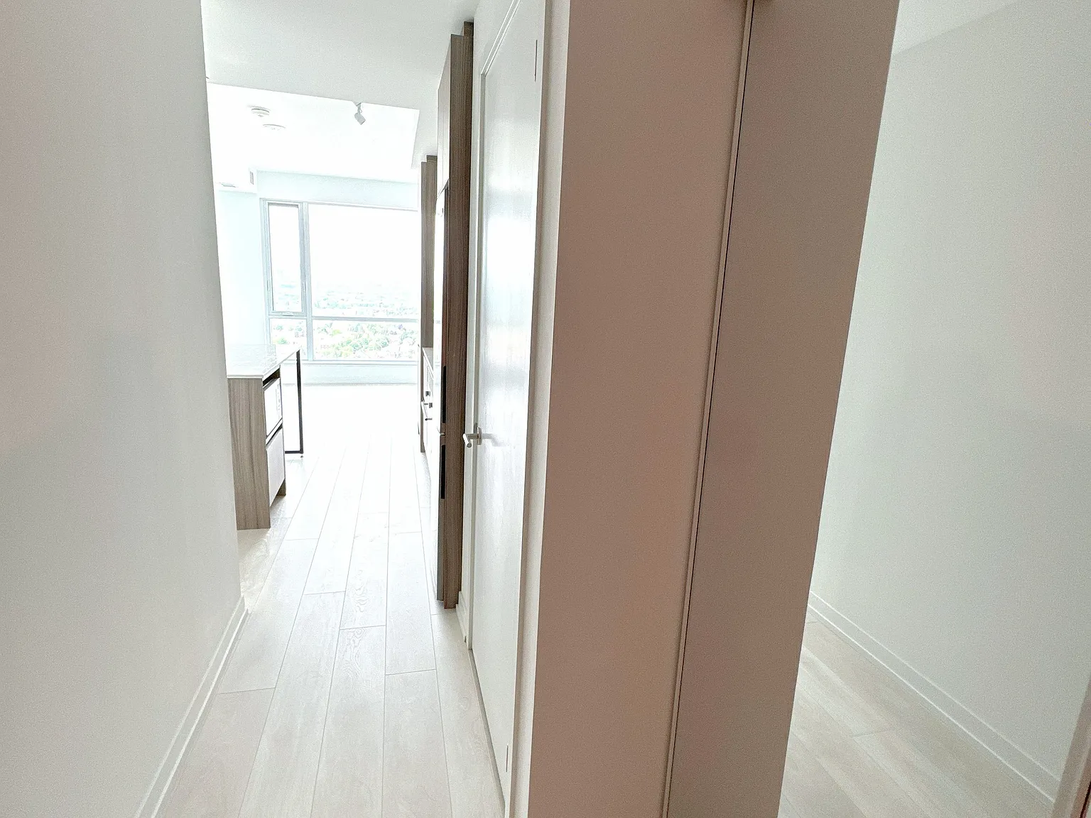 1 bed, $2,300 — Photo 2