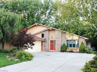 13088 Drake Rd, Strongsville, OH 44136