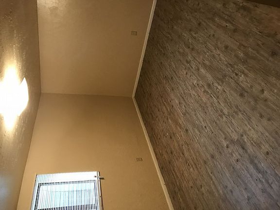 3rd image of 1676 Riviera Dr