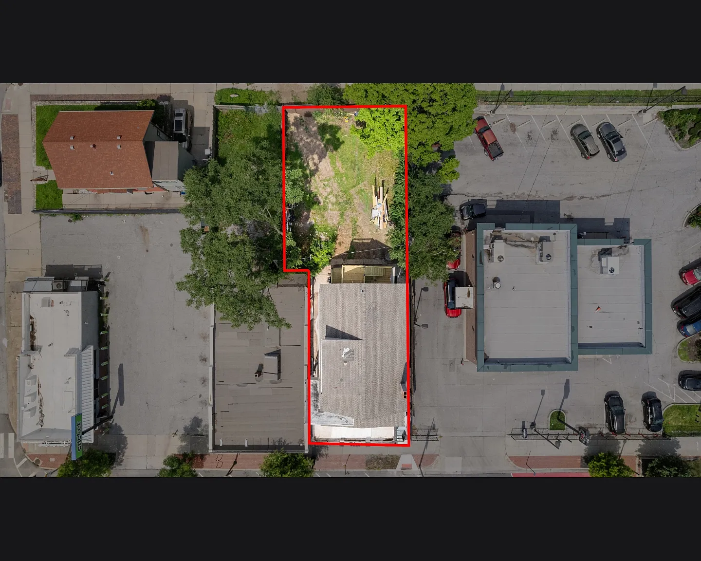 1 bed, 650 sqft, $1,299 — Photo 3