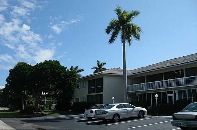Condo Is On The Left In Front Of That Tree. Very Quiet Side Of The Building. Tandem Parking W/Lots Of Parking On Side Of Condo