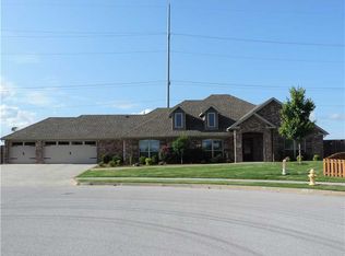 2501 SW Calm Ridge Rd, Bentonville, AR 72712