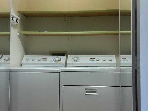 Laundry in Unit
