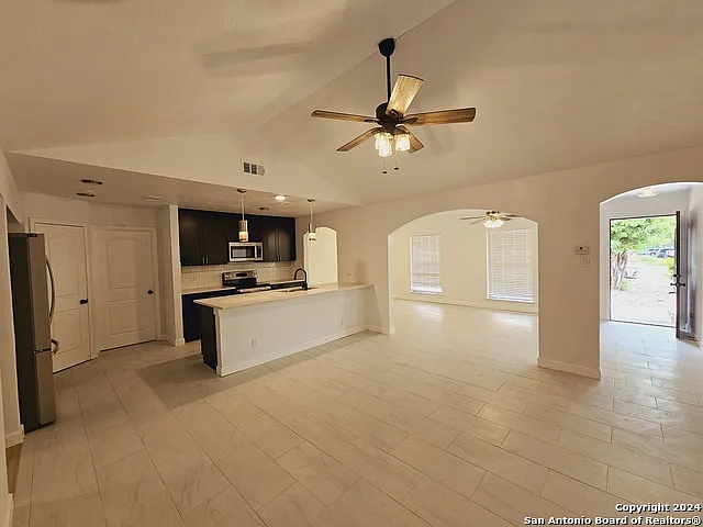 6700 Yellow Rose St — Photo 11
