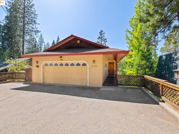 22608 Spruce Dr, Twain Harte, CA 95383