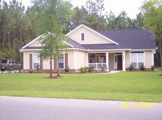 34 Carriage Dr, Crawfordville, FL 32327