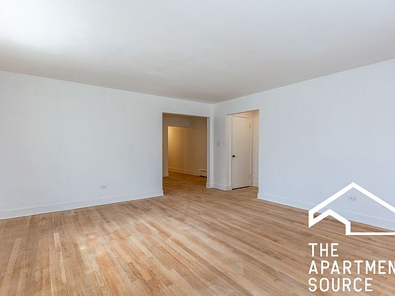 3rd image of 4818 N Saint Louis Ave APT 2