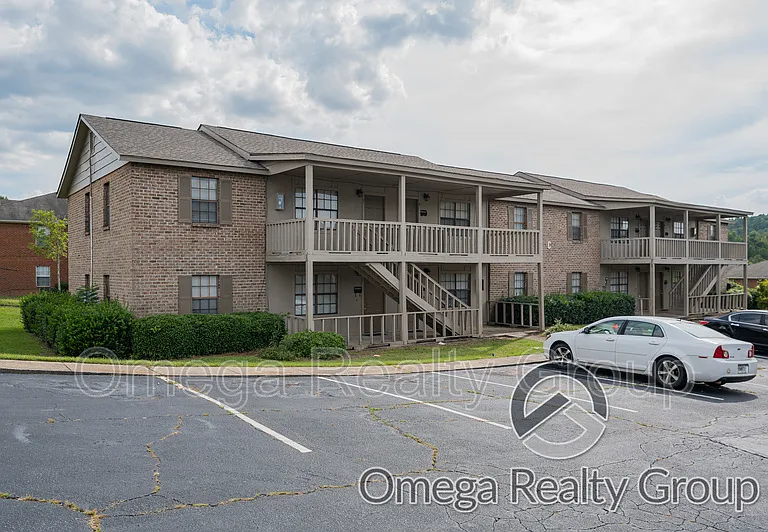 Lakeridge Apartments — Photo 14