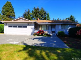 434 Stirling Dr, Camano Island, WA 98282