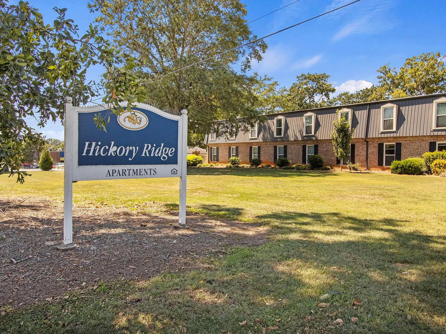 Hickory Ridge Apartments — Photo 1