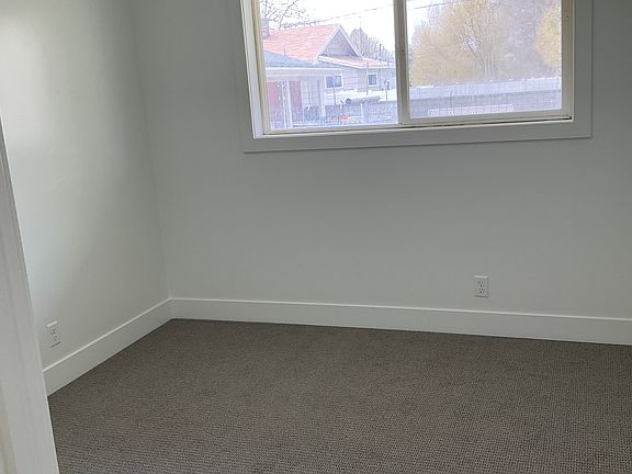 3rd image of 1570 S Higbee Ave #3
