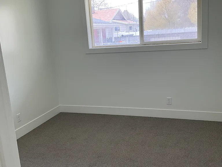 1570 S Higbee Ave #3 — Photo 3