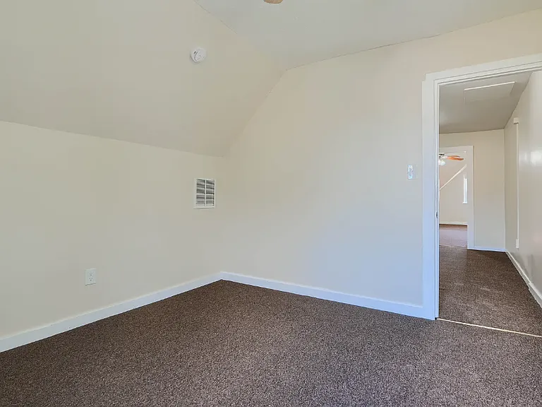3016 Hamilton Ave #2 — Photo 9