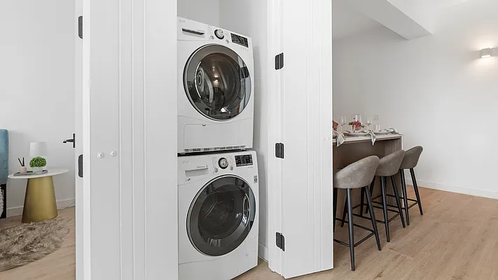 Rented by Nooklyn NYC LLC | media 46