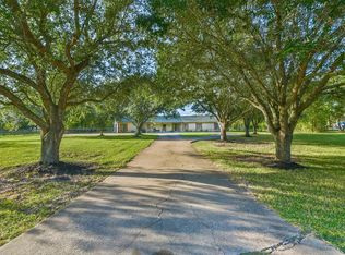 1412 Falling Leaf Dr, Friendswood, TX 77546