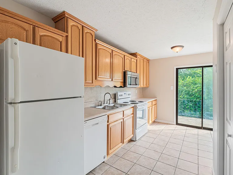 4801 Cannon Ridge Dr #C — Photo 6