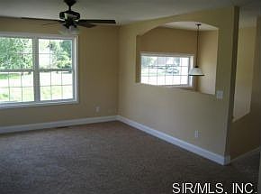 4th image of 313 E South St