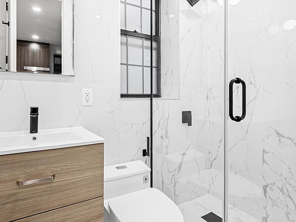 5th image of 161 E 89th St #3B