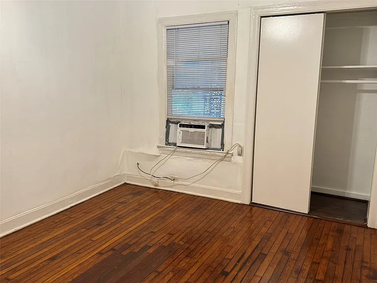 1614 W Sidnor St — Photo 6