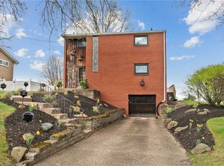 419 Amherst Ave, Coraopolis, PA