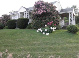 130 Mitchell Dr, Canonsburg, PA