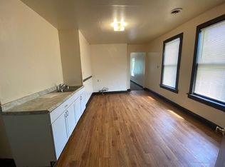 3233 N 20th St #A, Milwaukee, WI 53206