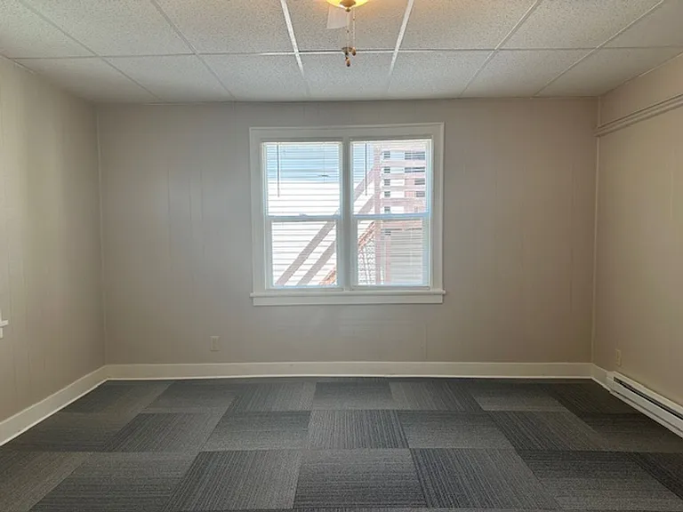 710 Benton St — Photo 13