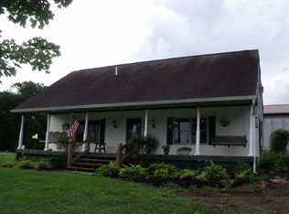 2798 S Robinson Rd, Bloomfield, IN 47424