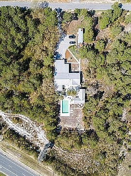 2nd image of 68 Carson Ln