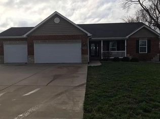 4641 Knab Rd, Smithton, IL 62285