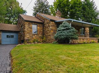 12 Pinellas Ave, Asheville, NC 28806