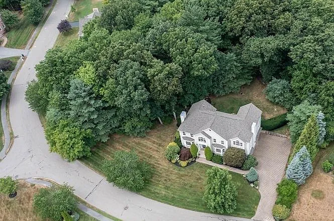 33 Nutmeg Ln — Photo 5