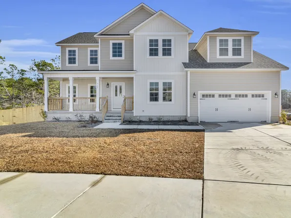 909 Marshview Ct, Hubert, NC 28539