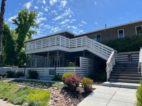2nd image of 205 Milbrae Ln #5