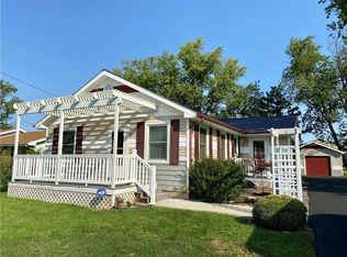 320 Spitler Park Dr, Mt Zion, IL