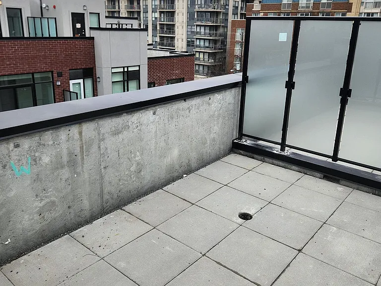 861 Sheppard Ave W #29 — Photo 35
