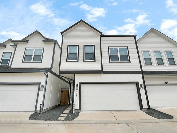 2nd image of 6727 Parker Grove Ln