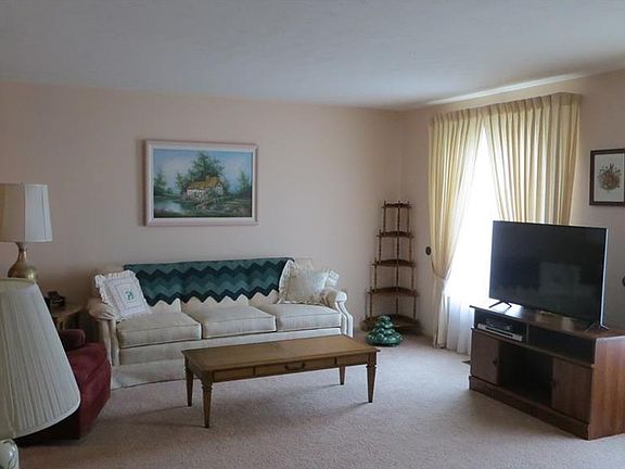 4th image of 6396 Terre Dr