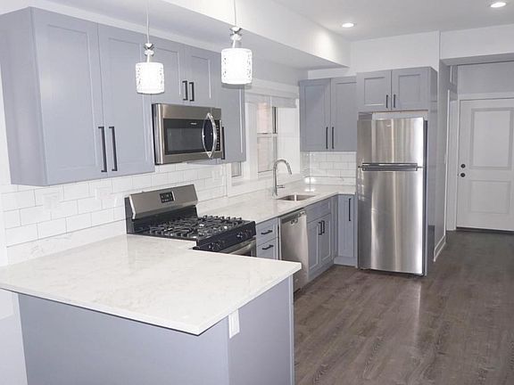 4th image of 6532 N Francisco Ave APT 3