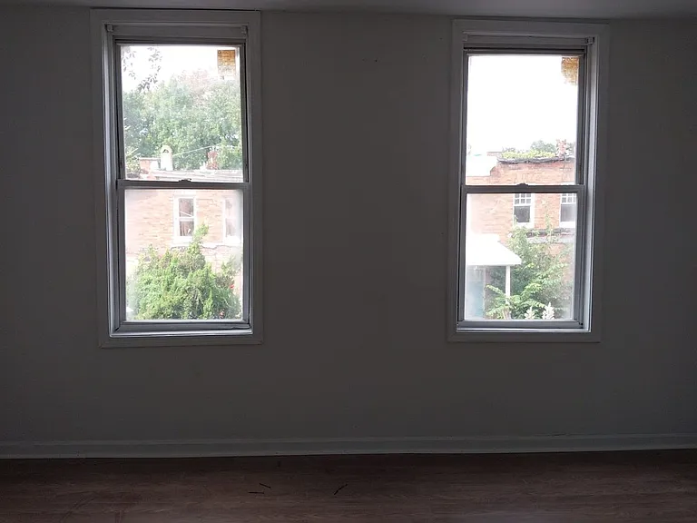 3015 Rayner Ave — Photo 12
