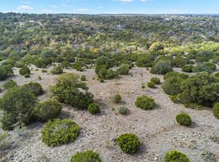 51 Hawk Rd, Fredericksburg, TX 78624