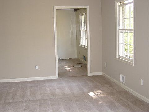 3rd image of 782 Pine Lake Dr NW